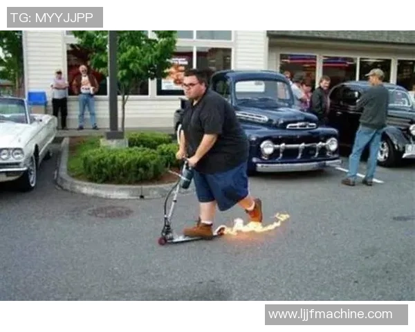 趣闻足球：那些年我们追过的奇葩比赛和搞笑瞬间回顾