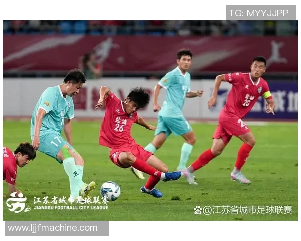 足球比赛亚军的荣耀与挑战如何塑造球队未来的成长与发展